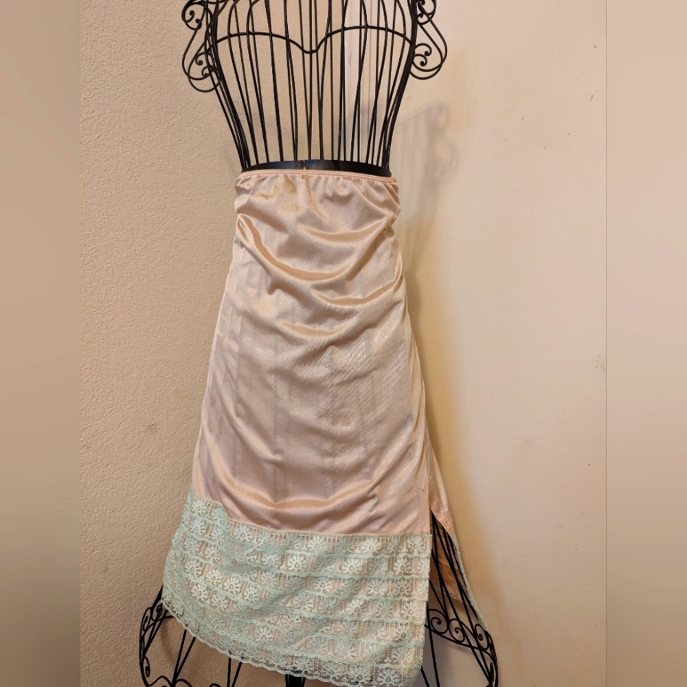 Sears Vintage Skirt Slip /Large